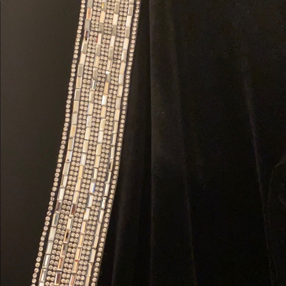 Velvet Surplice Dress - Picture 3 of 7